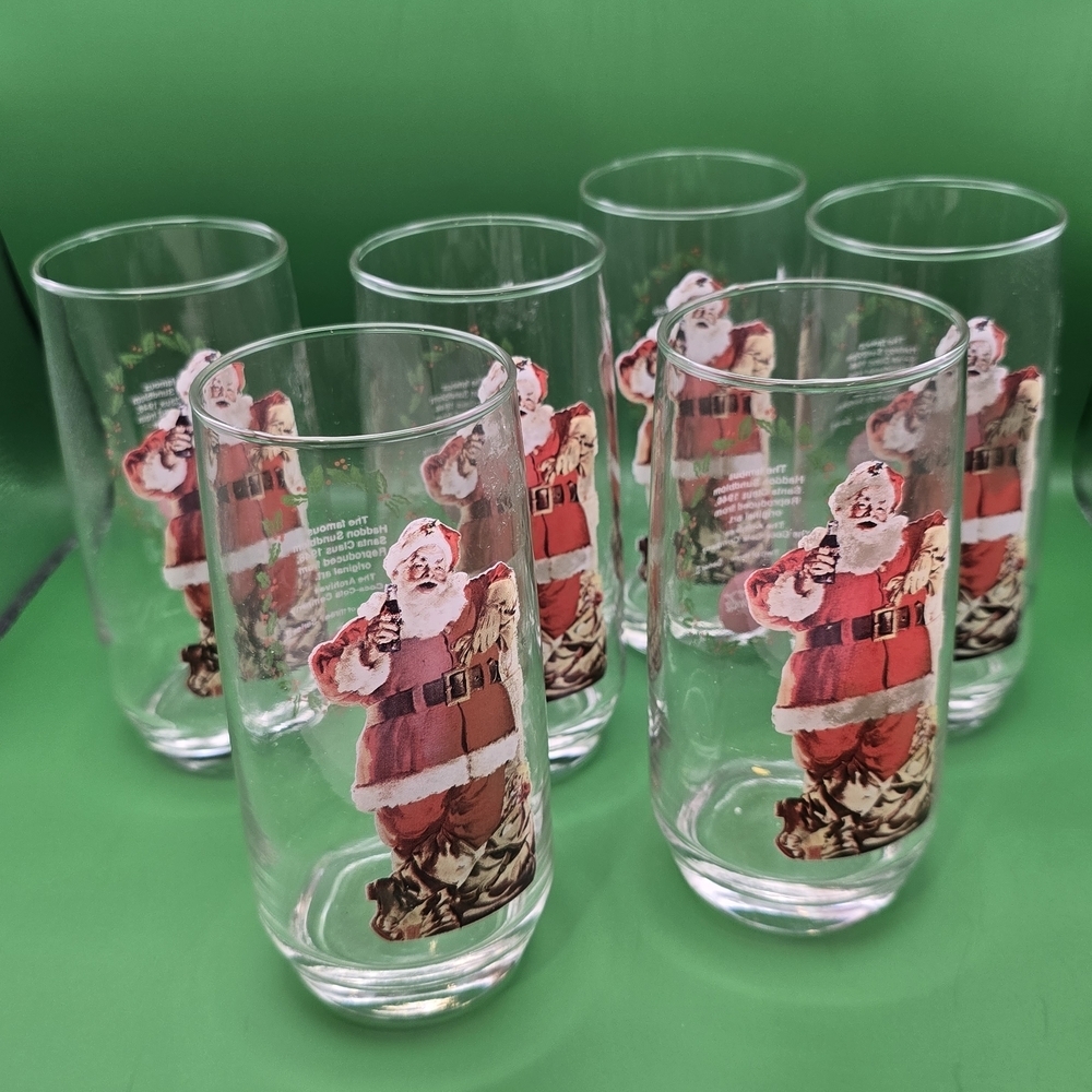 Vintage COCA COLA Santa Claus Drinking Glasses Haddon Sundblom Vtg Set of 6. - Picture 2 of 5
